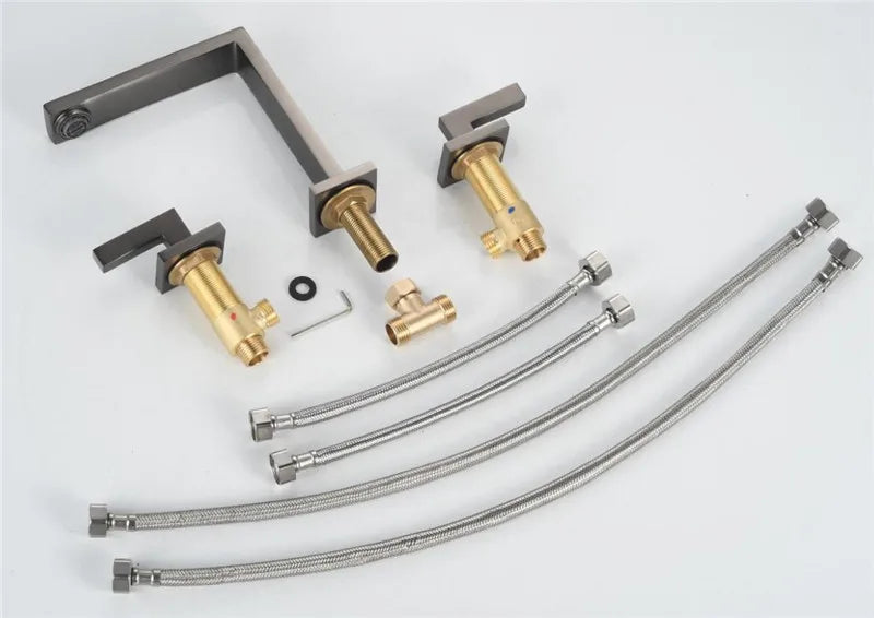 Windsor Widespread Bathroom Faucet