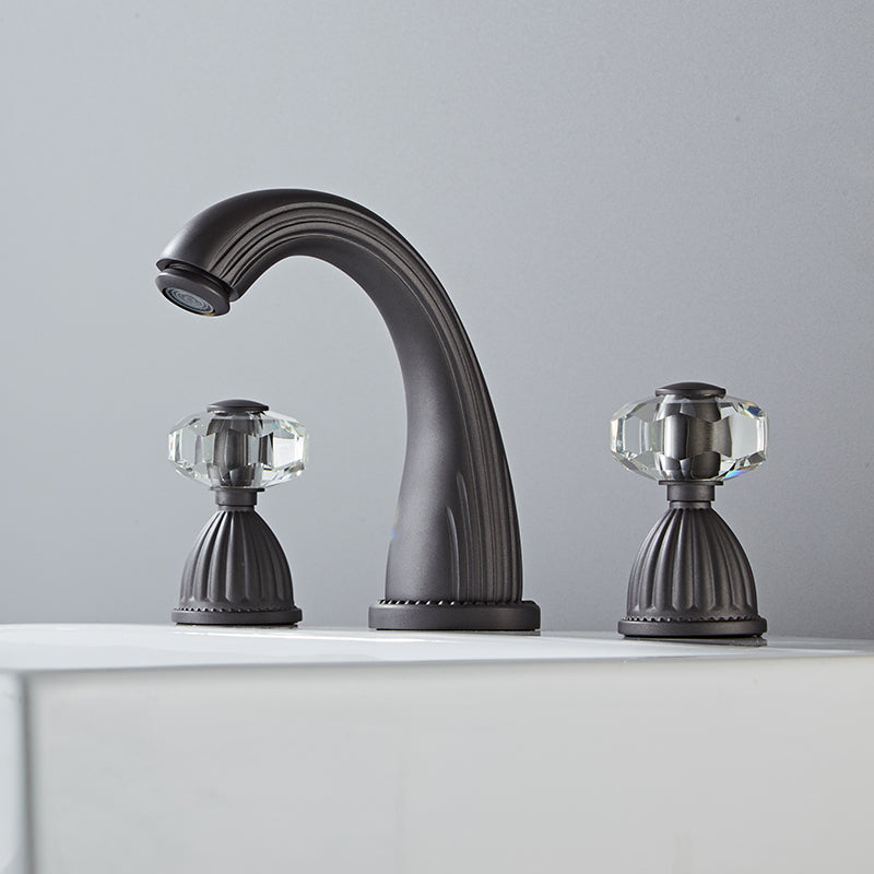 Heritage Widespread Basin Faucet