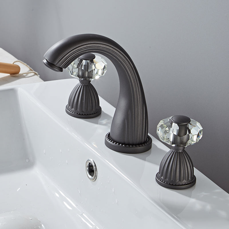 Heritage Widespread Basin Faucet