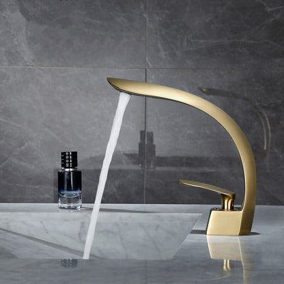 Wasser™ Single Handle Bathroom Sink Faucet