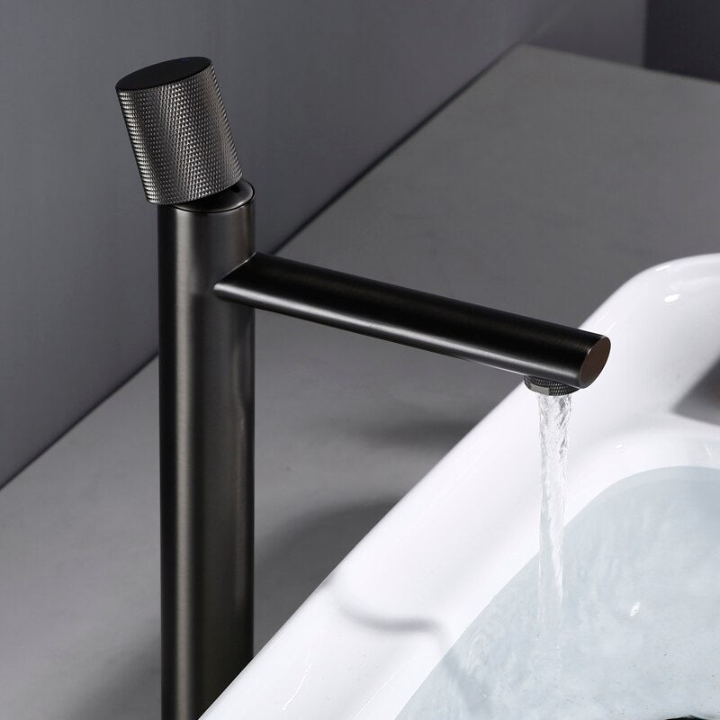 Wasser ™ Deck Mounted Bathroom Faucet