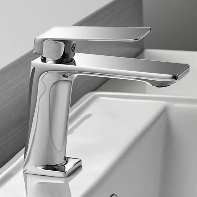 Single Handle Bathroom Sink Faucet