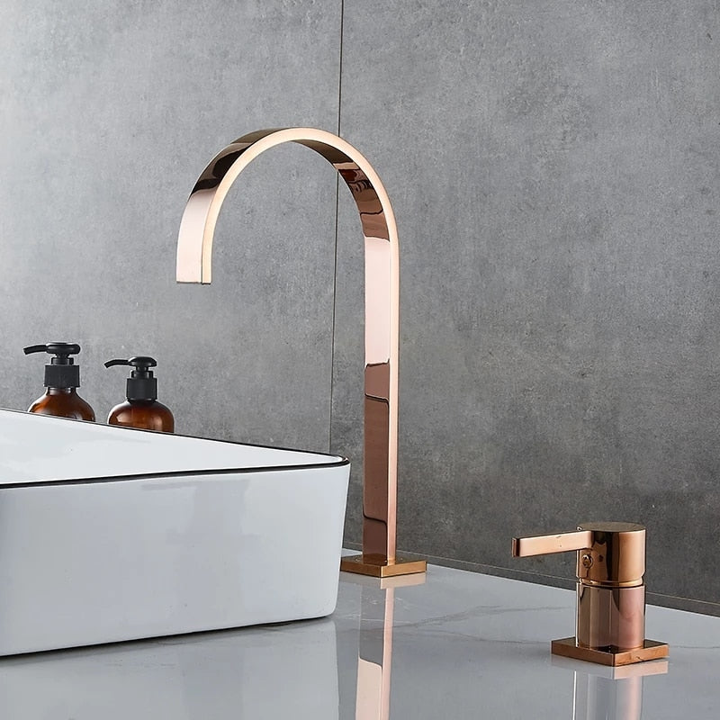 Single Handle Deck Mounted Bathroom Faucet