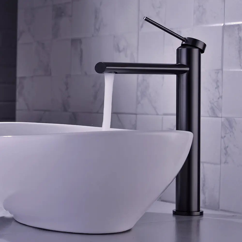 Wasser™ Solid Brass Single Handle Bathroom Faucet