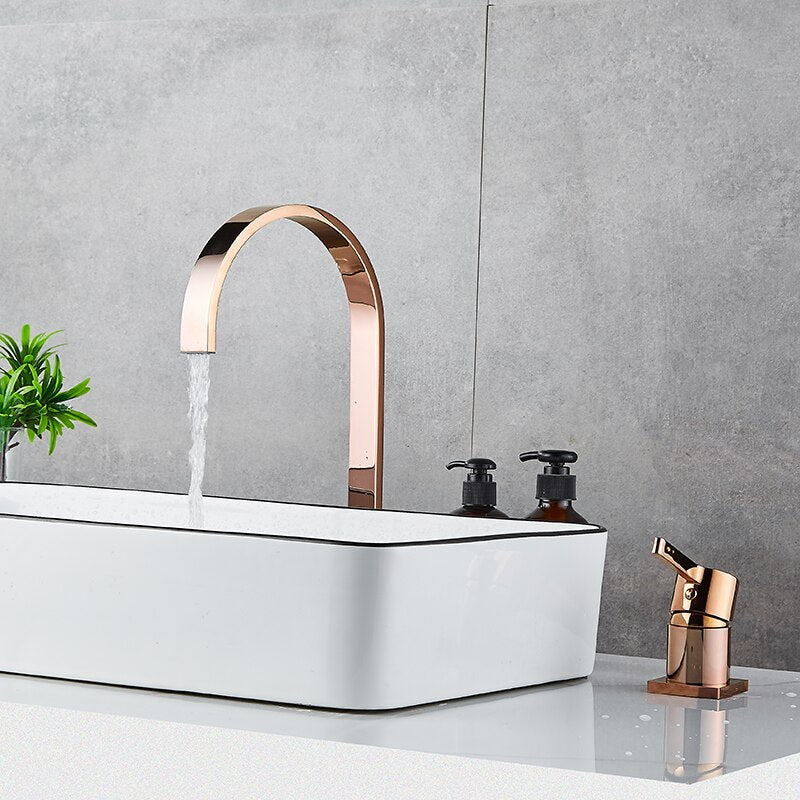 Single Handle Deck Mounted Bathroom Faucet