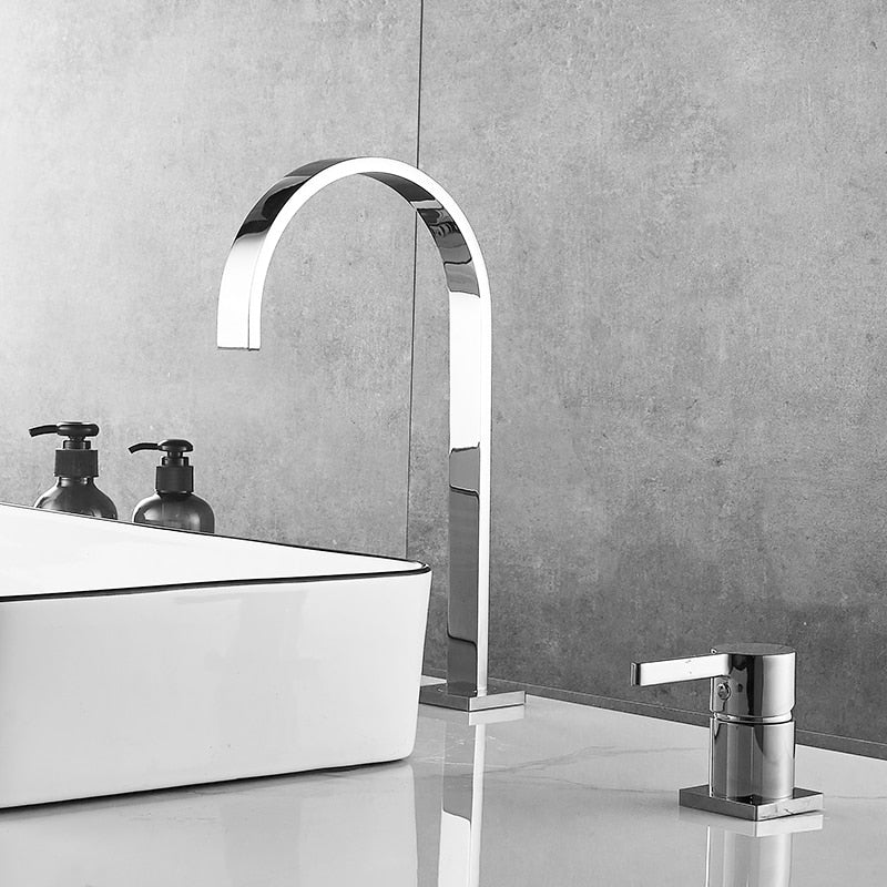 Single Handle Deck Mounted Bathroom Faucet